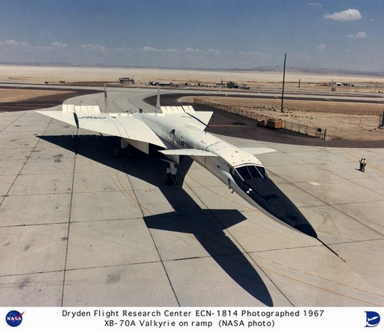 http://astro-notes.org/memo/b-70-valkyrie.jpg