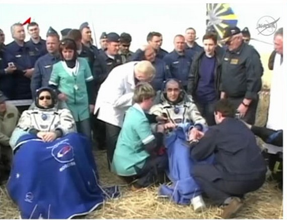 http://astro-notes.org/memo/cosmonautes expe-30 retour.jpg