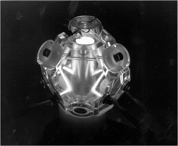 http://astro-notes.org/memo/gyrolaser.jpg