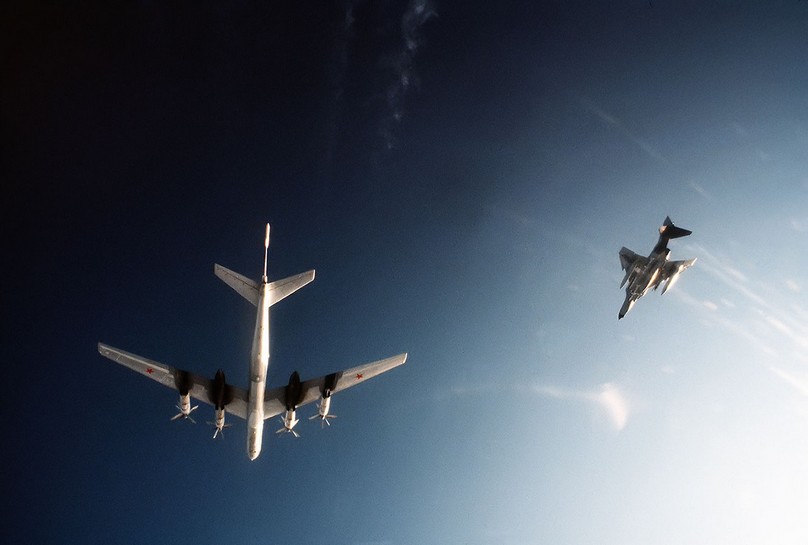 http://astro-notes.org/memo/tu 95 escorte f4.jpg