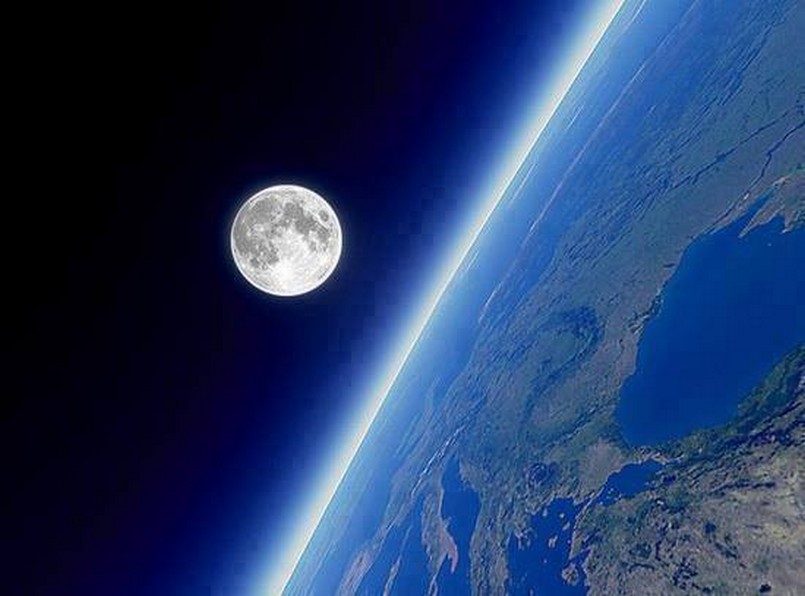 http://astro-notes.org/memo/ukraine moon light.jpg